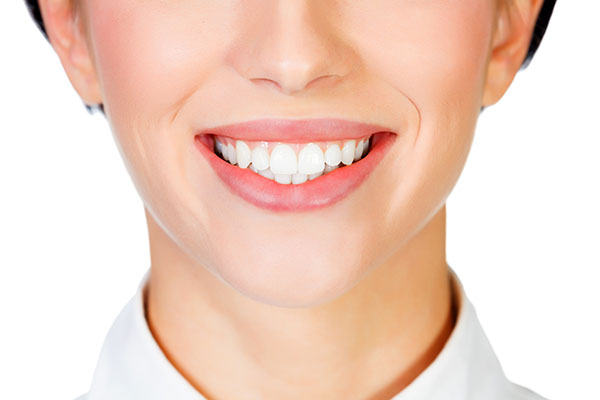 How To Choose The Right Dentist For A Smile Makeover